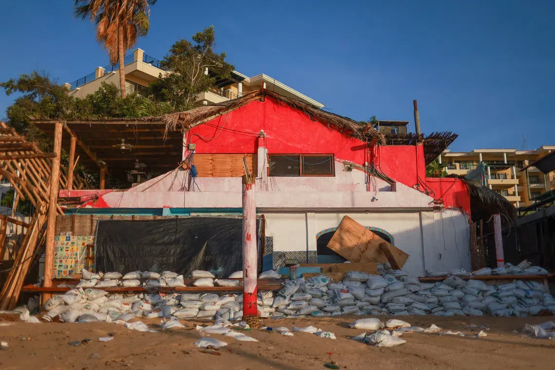 Hurricane Polo hits Baja California Sur as Category 3 with 125 mph winds