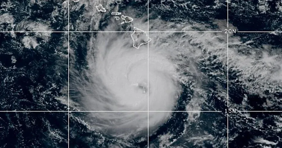 Hurricane Nolo aims 25 inches of rain at Hawaii's Big Island