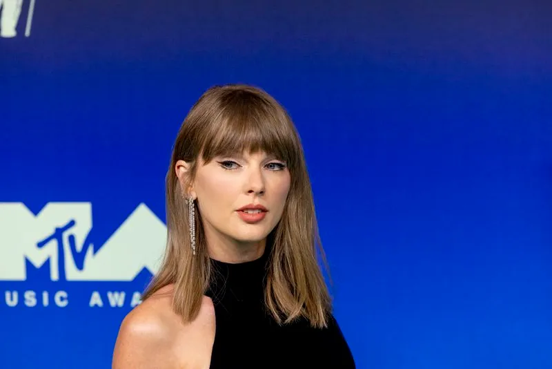 Taylor Swift passes Beyoncé as most-awarded artist in MTV VMA history